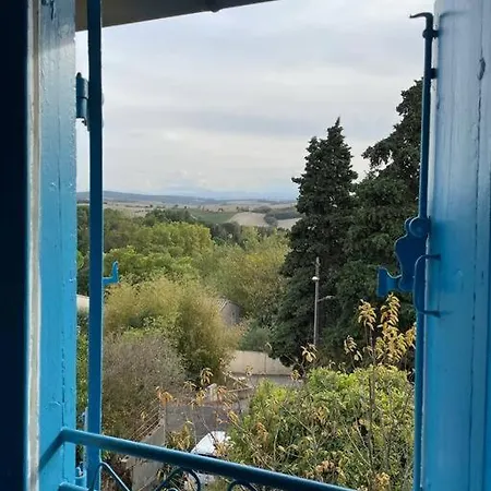 Semesterbostad Rue Basse - Overlooking The Pyrenees *
